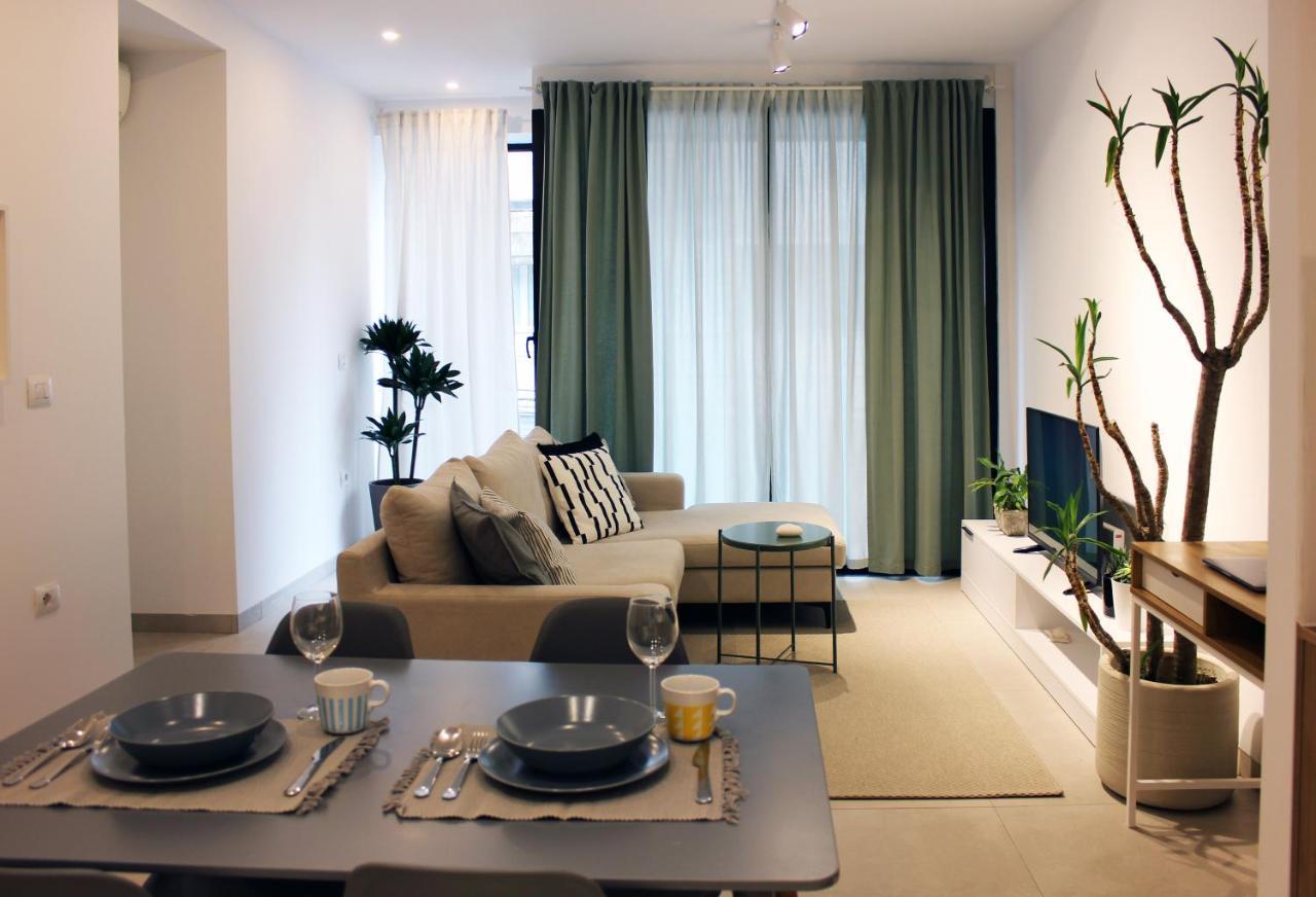 Collective Urban Villa In Τίρανα Εξωτερικό φωτογραφία