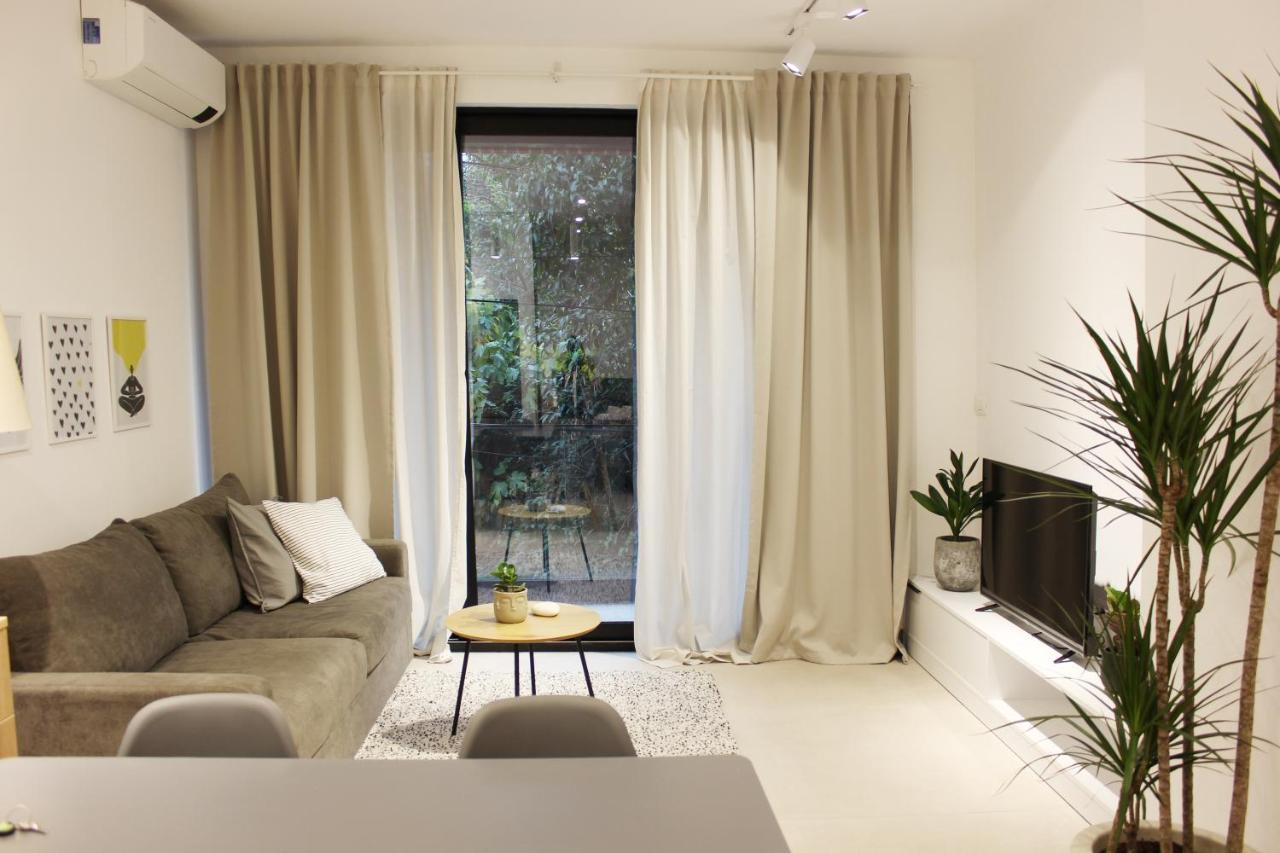 Collective Urban Villa In Τίρανα Εξωτερικό φωτογραφία